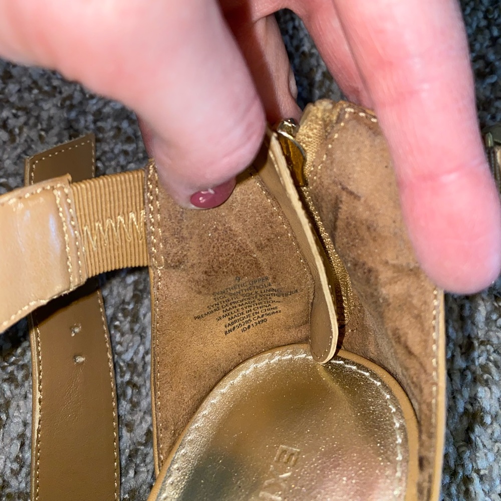Express Wedges - Picture 4 of 5